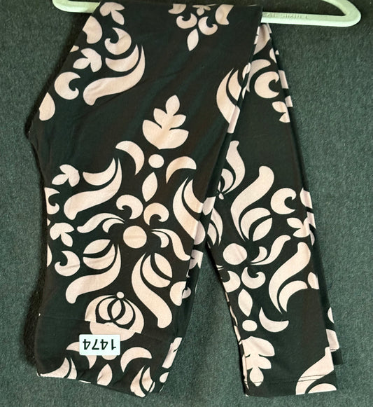 Black w/Pink Design Kids Leggings